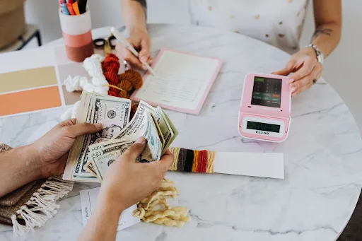5 Tips For Students Moving Into Apartments