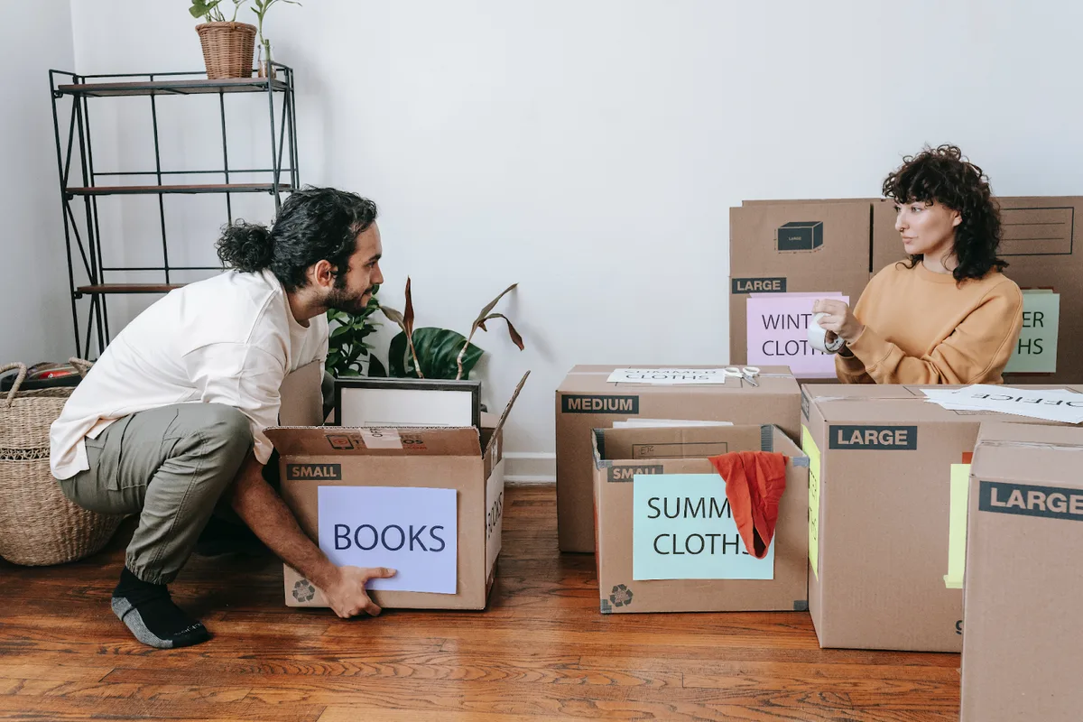 Colour coordinate your boxes to keep things organized when packing for a move